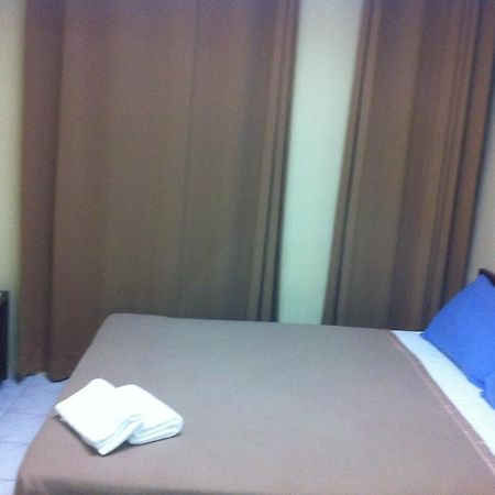 Jr Hotel Sitiawan Kültér fotó