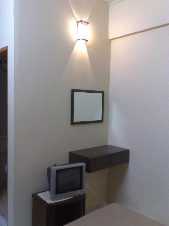 Jr Hotel Sitiawan Kültér fotó
